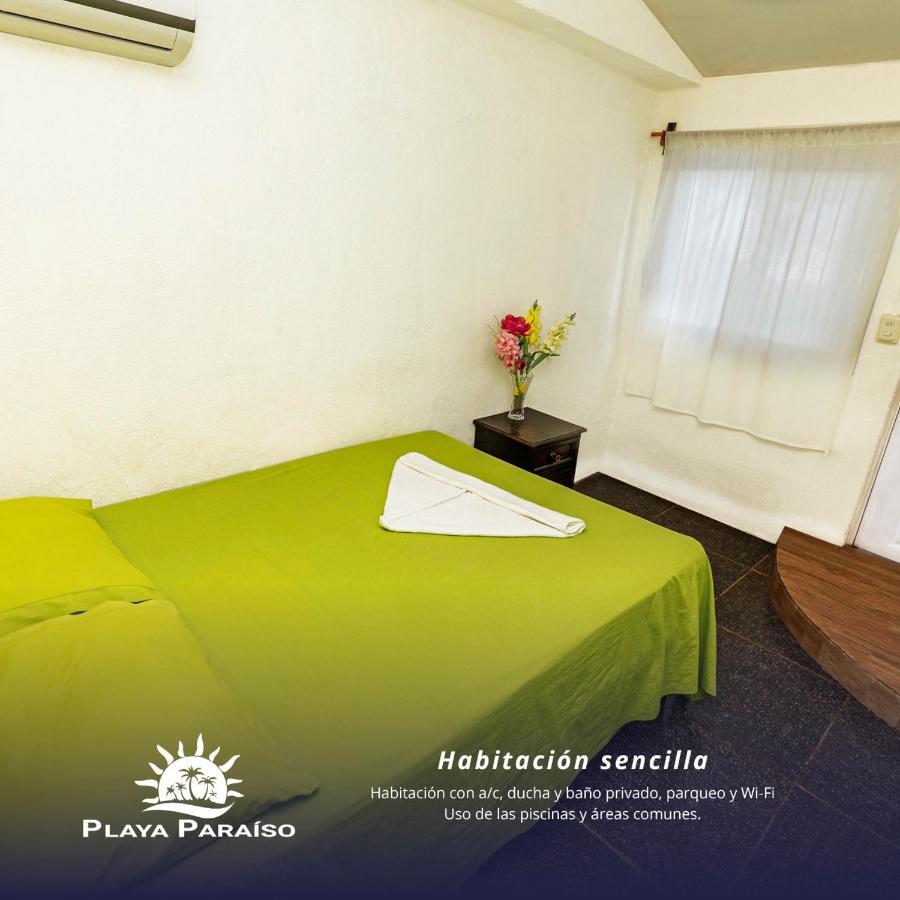 Hotel Playa Paraiso Monterrico Esterno foto